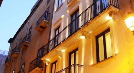 Via Roma 10 Apartment Trapani Ngoại thất bức ảnh